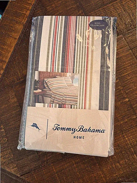 New Tommy Bahama Pillowcases (2) king size striped 100% Cotton 20 x 40”