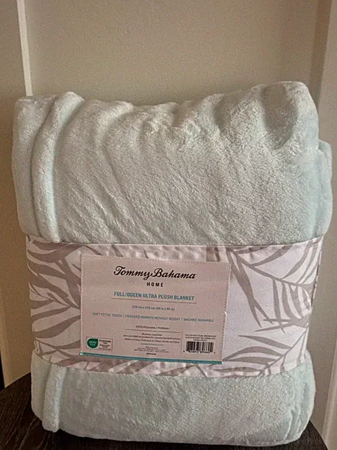 TOMMY BAHAMA Full/Queen 90"/90" Ultra PLUSH Lightweight Blanket 100% Polyester