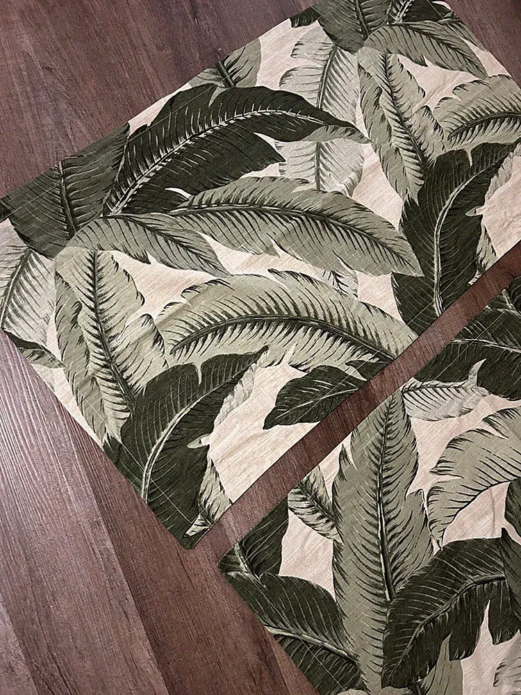 Tommy Bahama Home green palm print cotton pillowcases King nwot new