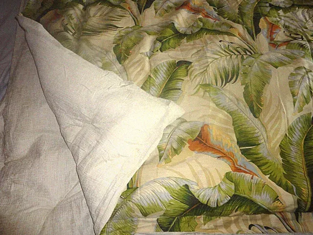 TOMMY BAHAMA PALMIERS TROPICAL PALM LEAVES (1) KING/CALIFORNIA COMFORTER 110x96