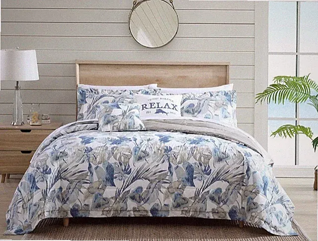Tommy Bahama Raw Coast Blue Botanical Tropical Print King Pillow Shams Set 2